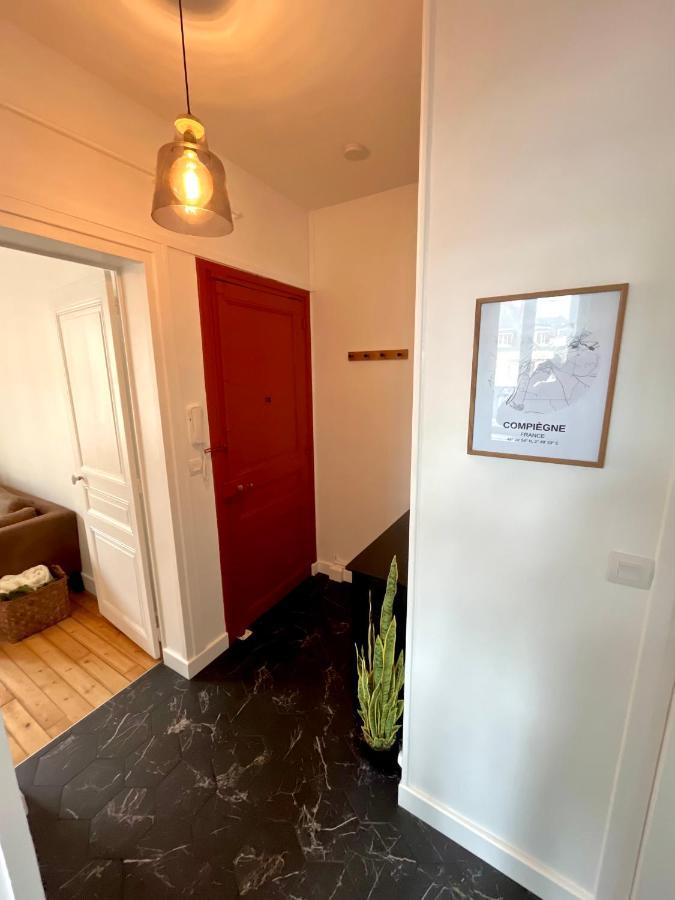 Appartement Entier En Plein Coeur Du Centre Ville 콩피에뉴 외부 사진
