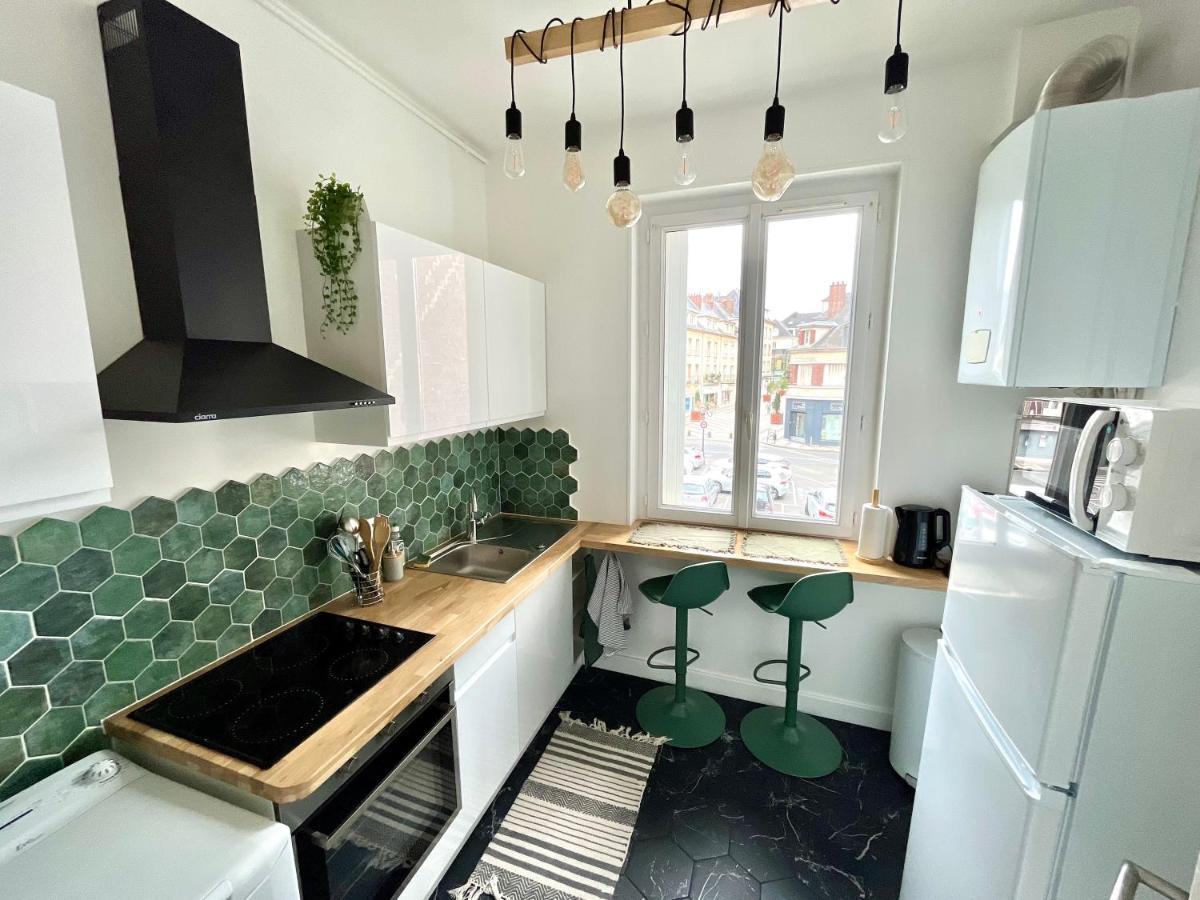 Appartement Entier En Plein Coeur Du Centre Ville 콩피에뉴 외부 사진